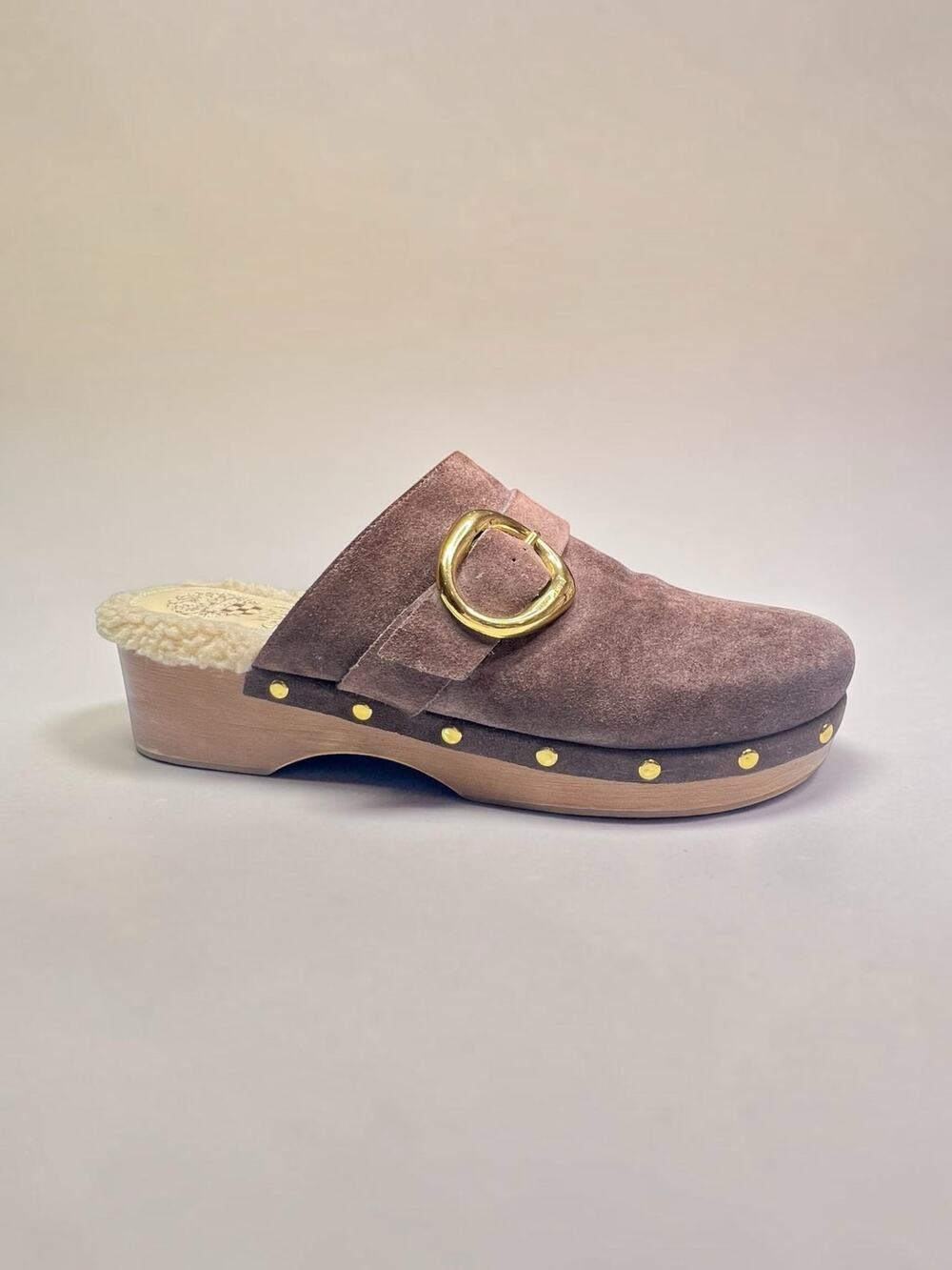 Vince Camuto Canzenee Suede Buckle Clog Mule 10M Root Beer Brown Sherpa Retro